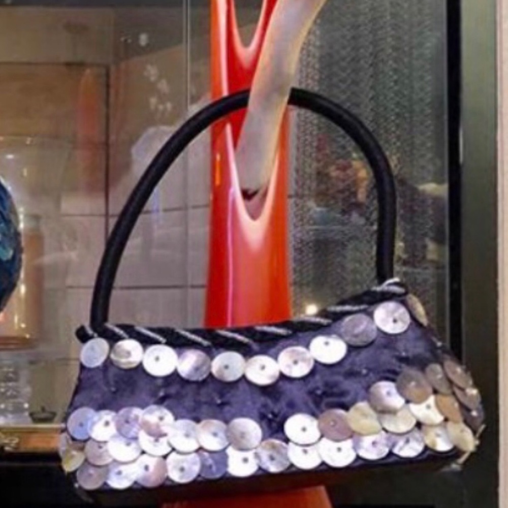 Handbag - Picture 3 of 3